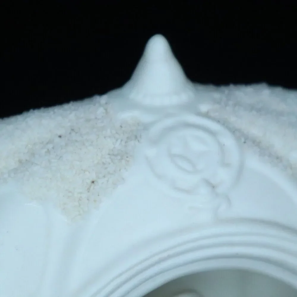 Nativity Vintage Off-White Ceramic